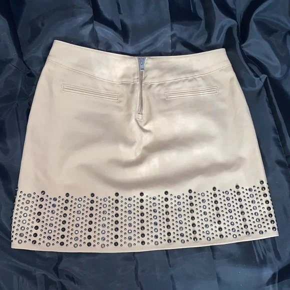 Coach Skirt - Picture 5 of 10